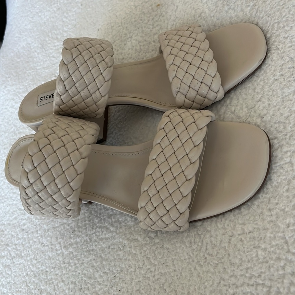 Steve Madden Block Heel Bone Color Size 11 - image 3